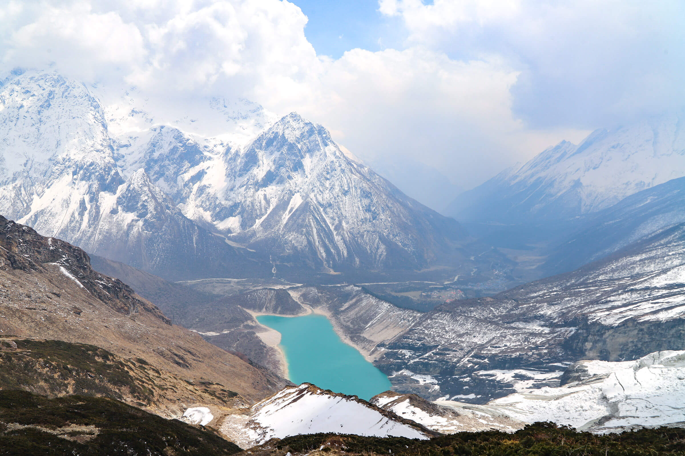 Manaslu Circuit Trek vs Annapurna Circuit Trek : Which is the Best Circuit Trek for 2026?