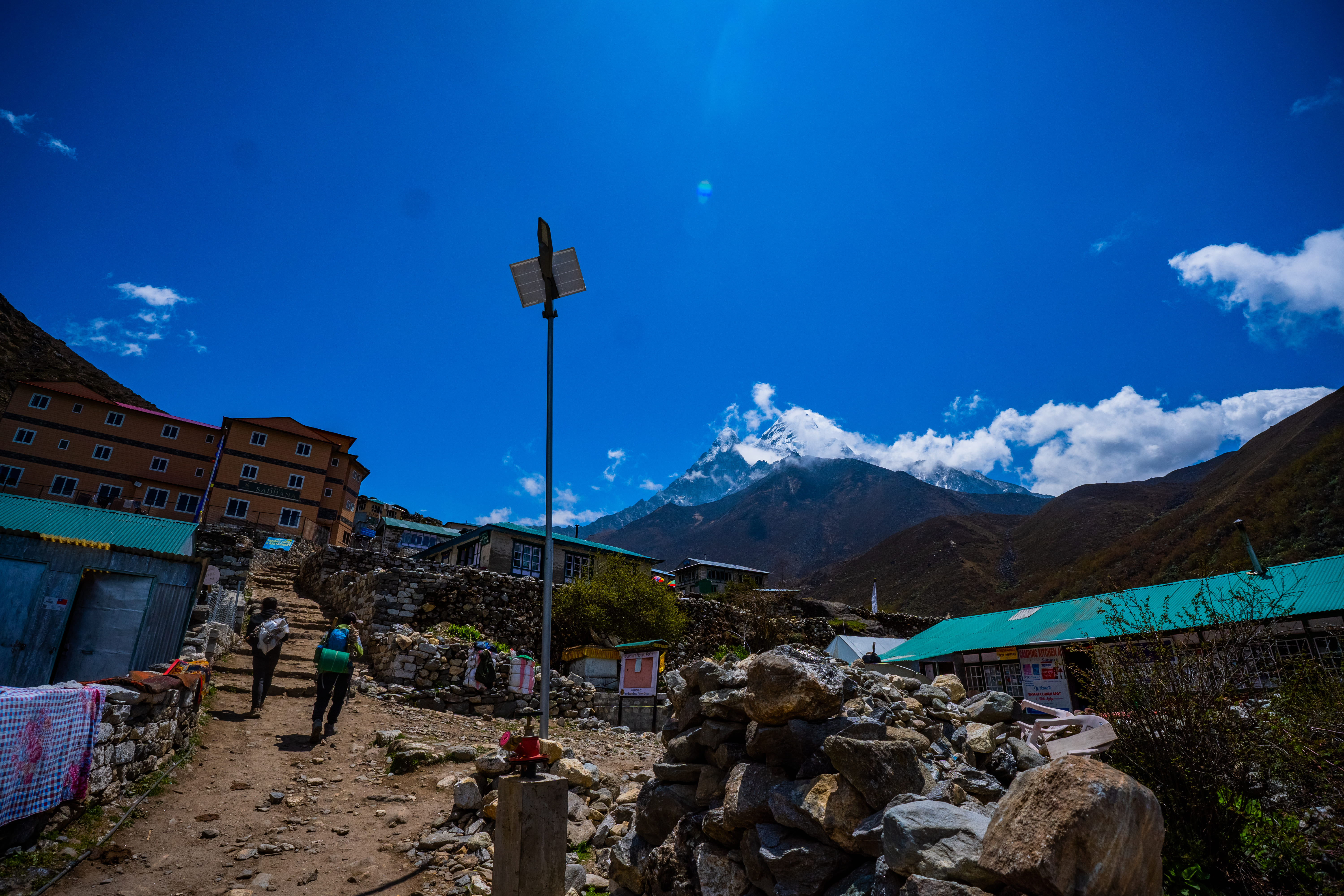 Acclimatization hike at Dingboche