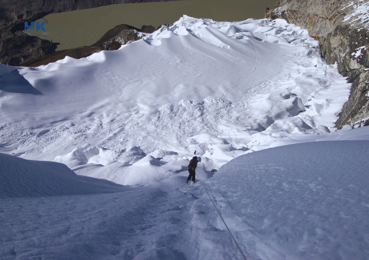 ascending-below-island-summit