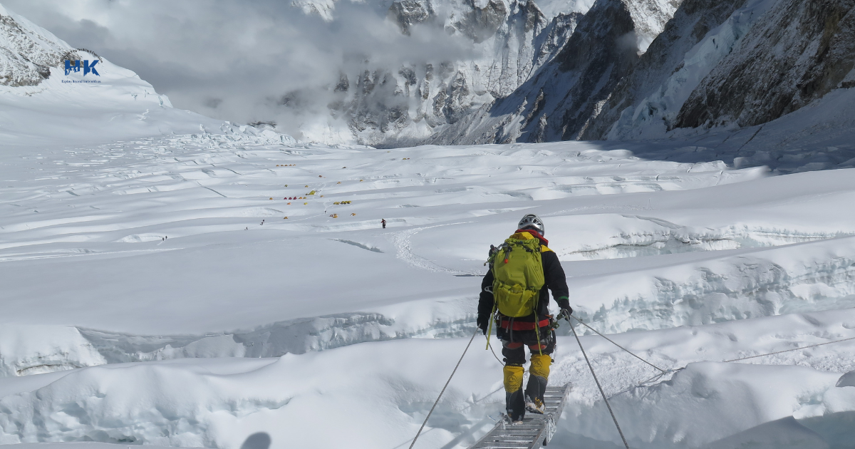 crossing-crevasse-everest