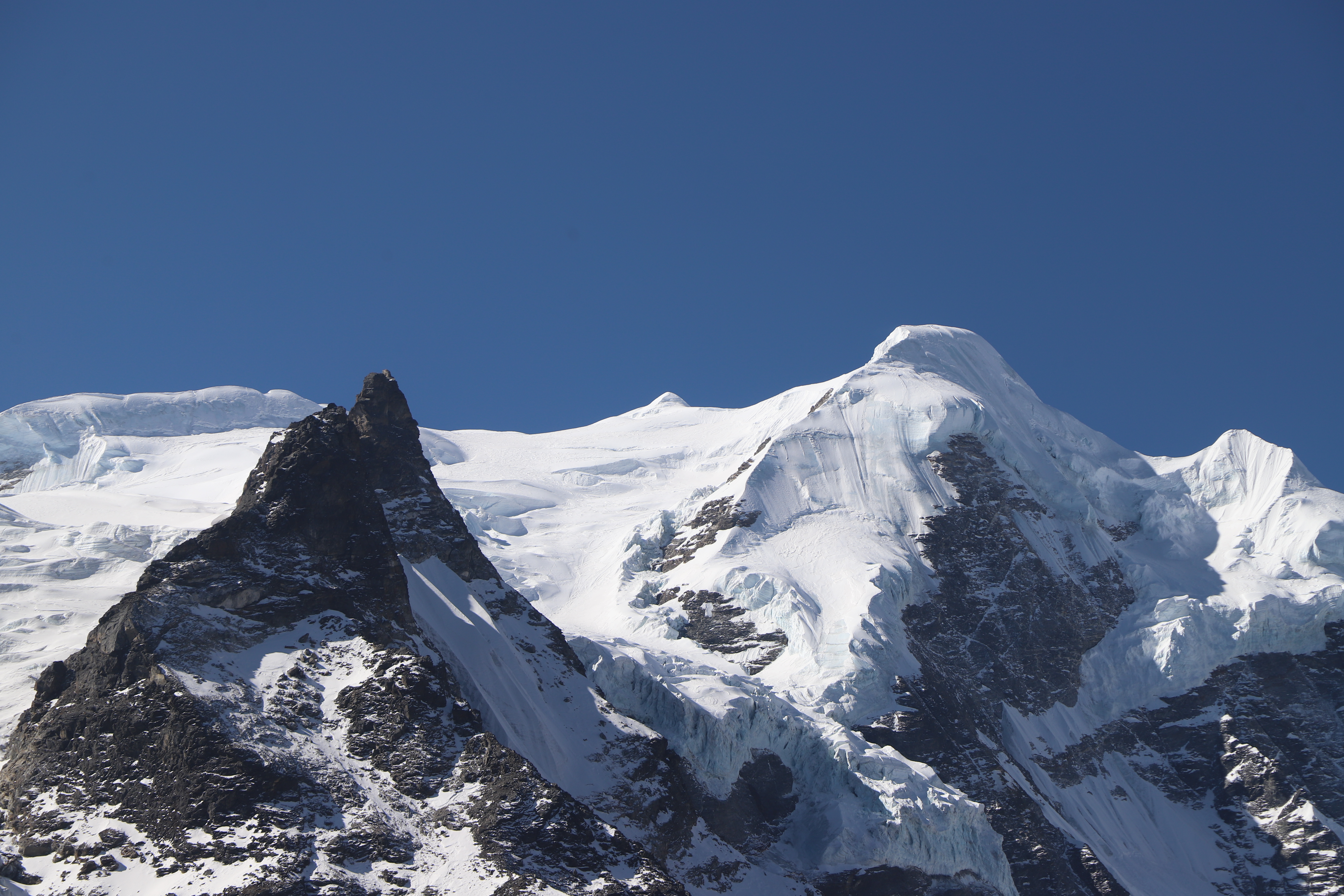 Luxury Mera Peak Climbing with Helicopter Return